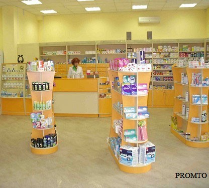 Вид на торговый зал аптеки в Лазаревском